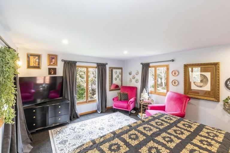 Photo of property in 215 Okuti Valley Road, Little River, 7591