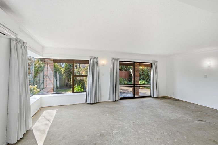 Photo of property in 3 Annell Place, Burnside, Christchurch, 8053