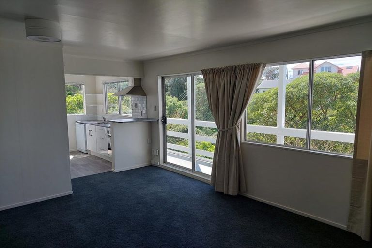 Photo of property in 29b Harbour View Road, Northland, Wellington, 6012