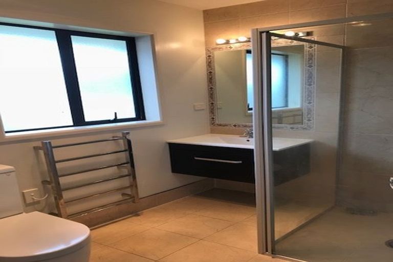 Photo of property in 10 West Palms Way, Pukekohe, 2120