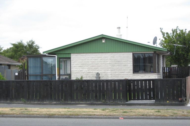 Photo of property in 473 Mairehau Road, Parklands, Christchurch, 8083