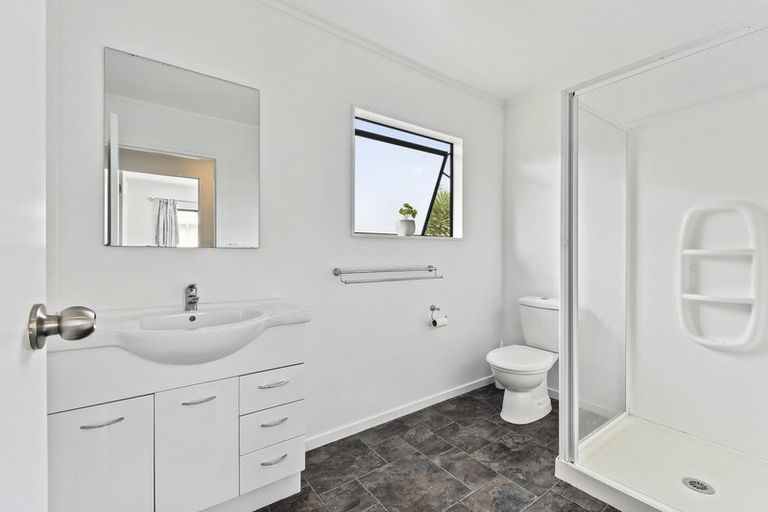 Photo of property in 16a Takanini School Road, Takanini, 2112