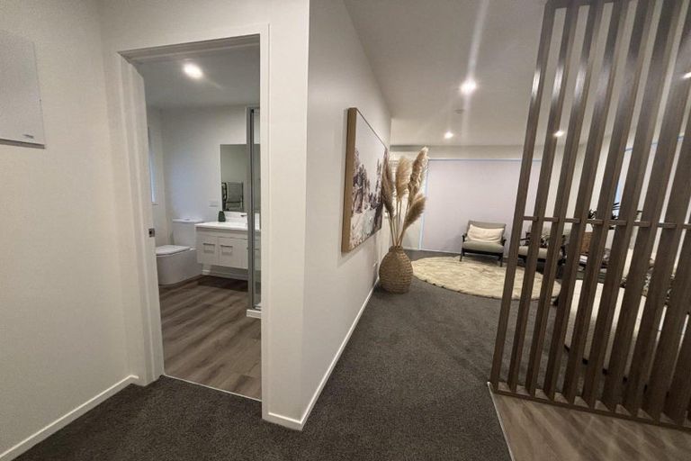 Photo of property in 1b Towai Street, Inglewood, 4330