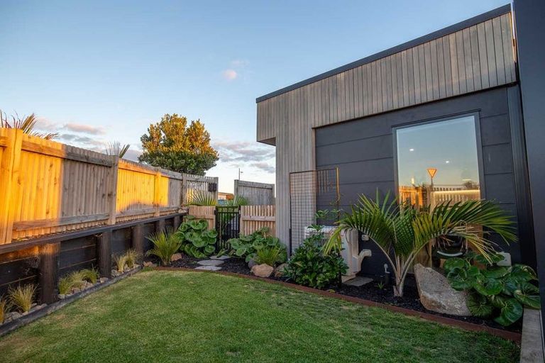 Photo of property in 4 Omahina Street, Raglan, 3225