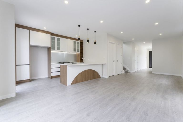 Photo of property in 13 Kapehu Road, Silverdale, 0932