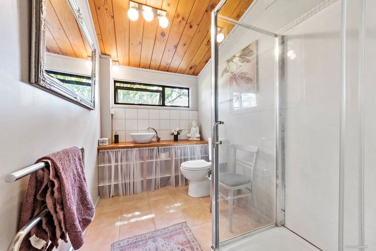 Photo of property in 199 Nixon Road, Taupaki, Henderson, 0782