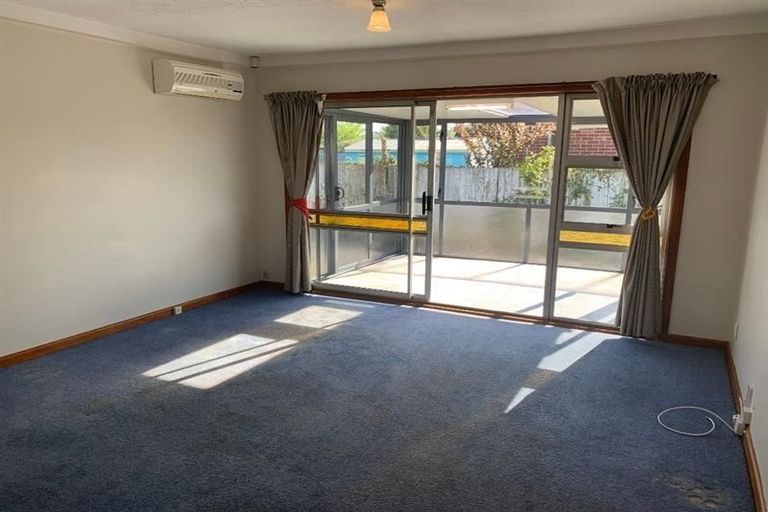 Photo of property in 37 Basingstoke Street, Aranui, Christchurch, 8061