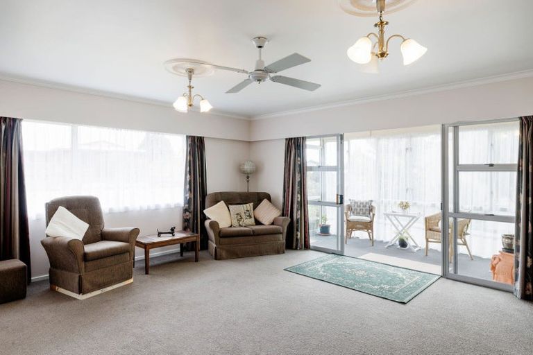 Photo of property in 30 Chaucer Street, Leamington, Cambridge, 3432