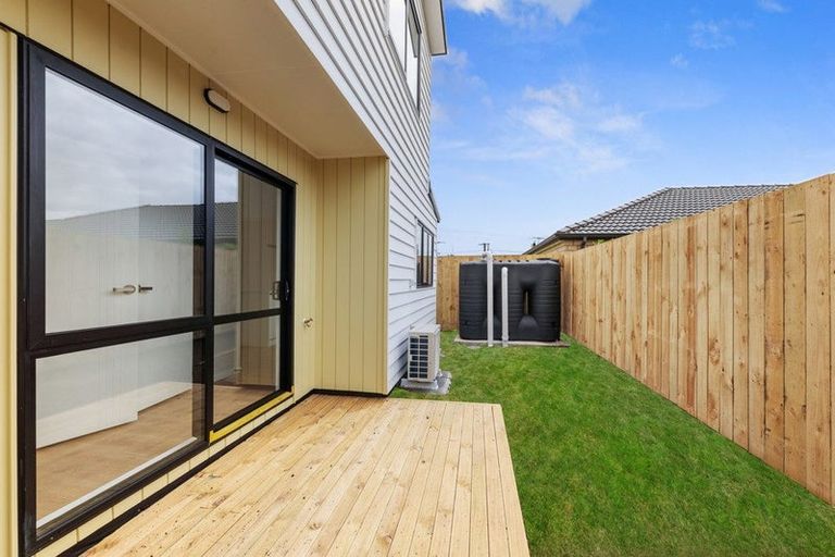Photo of property in 70d Cargill Street, Papakura, 2110
