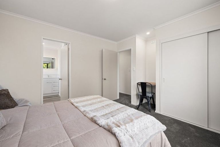 Photo of property in 2/30 Townshend Crescent, Halswell, Christchurch, 8025