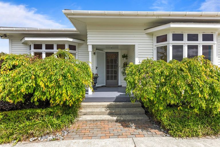 Photo of property in 178 Hurndall Street East, Maungaturoto, 0520
