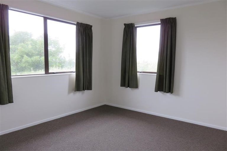 Photo of property in 4 Sarajevo Place, Massey, Auckland, 0614