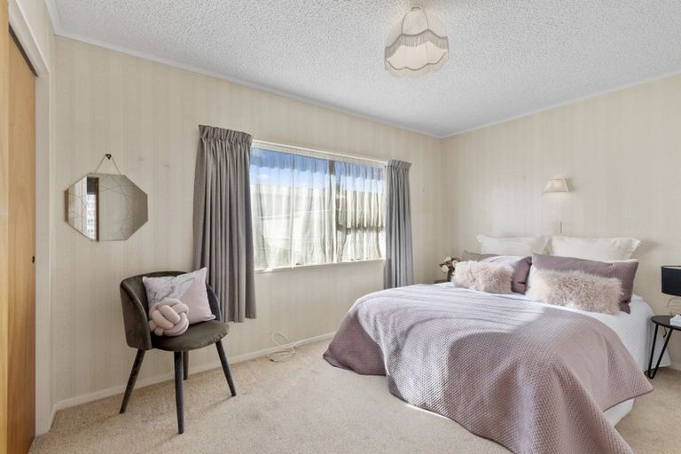 Photo of property in 4/30 Leighton Avenue, Waiwhetu, Lower Hutt, 5010