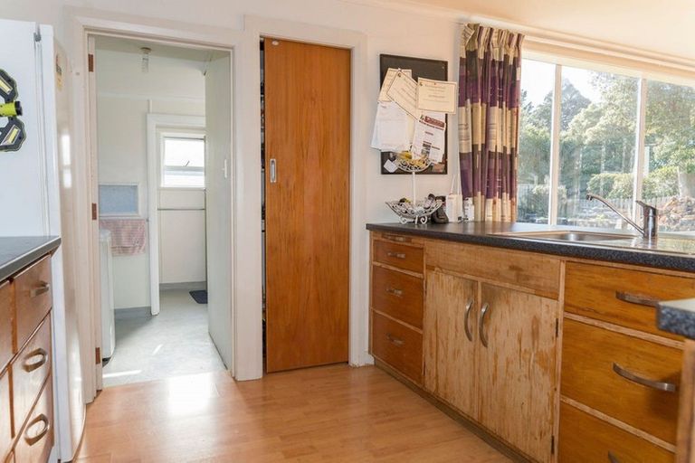 Photo of property in 6 Smith Street, Dannevirke, 4930