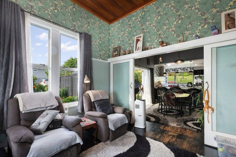 Photo of property in 16 Hill Street, Paeroa, 3600