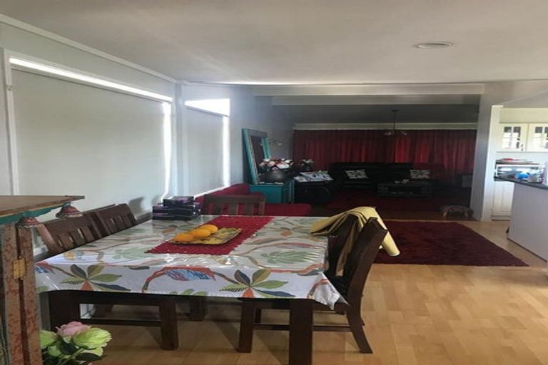 Photo of property in 30 Ellis Avenue, Mount Roskill, Auckland, 1041