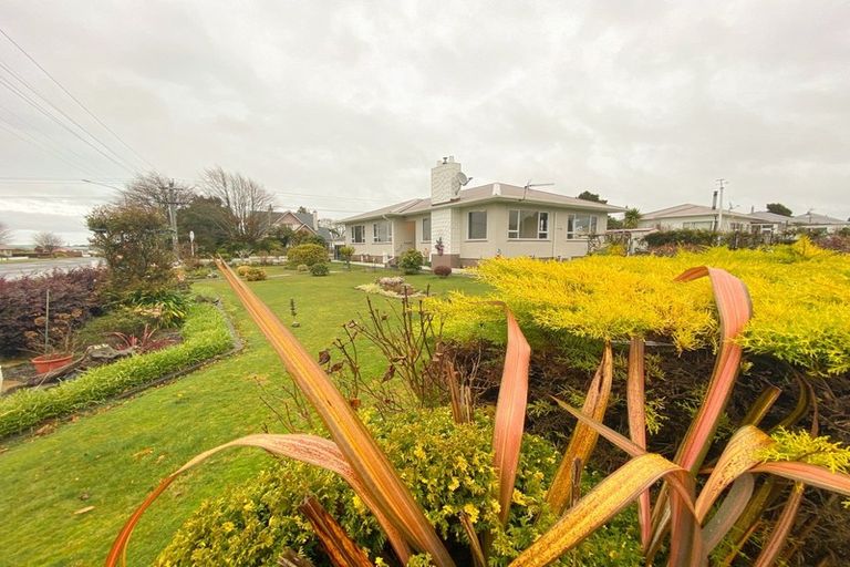 Photo of property in 71 Broadway, Stratford, 4332