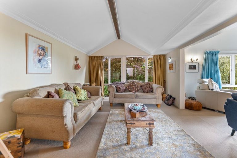 Photo of property in 16 Solway Street, Holmes Hill, Oamaru, 9401