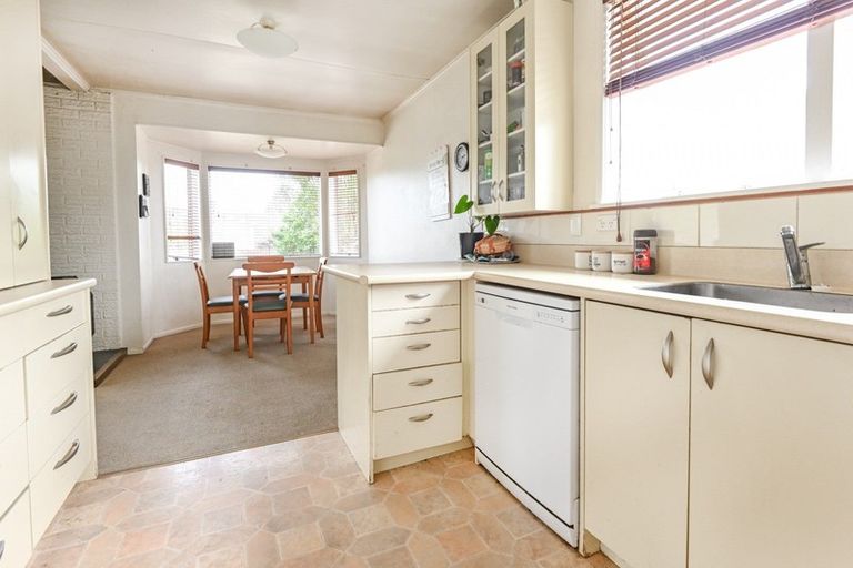 Photo of property in 5 Dover Road, Flaxmere, Hastings, 4120