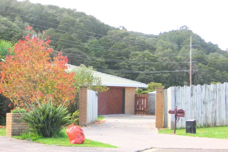 Photo of property in 10 Obelin Close, Albany, Auckland, 0632