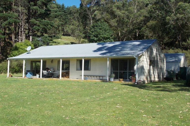 Photo of property in 70 Greens Road, Linton, Palmerston North, 4472