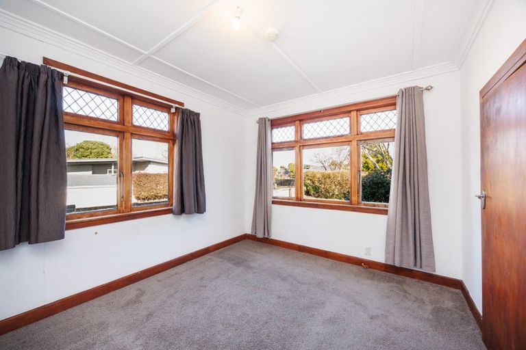 Photo of property in 28 Karina Terrace, Roslyn, Palmerston North, 4414