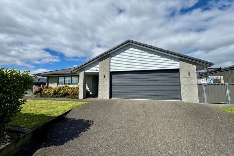 Photo of property in 9a Waghorn Street, Pyes Pa, Tauranga, 3112