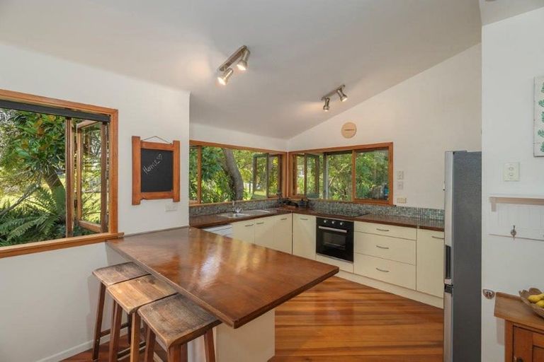 Photo of property in 1219 Whangapoua Sh25 Road, Te Rerenga, Coromandel, 3582
