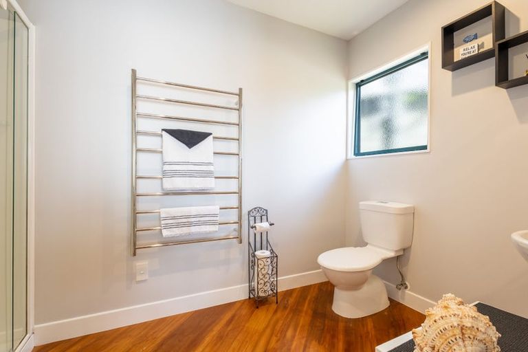 Photo of property in Signal Stn Road, Pouto, Te Kopuru, 0391