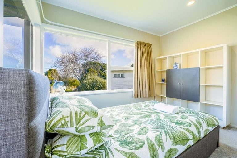 Photo of property in 3 Parkview Place, Pakuranga, Auckland, 2010