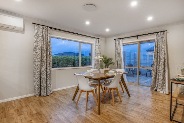 Photo of property in 122 Endeavour Drive, Whitby, Porirua, 5024