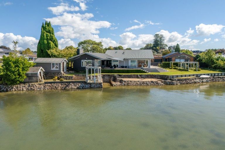 Photo of property in 1 Fourteenth Avenue, Tauranga South, Tauranga, 3112