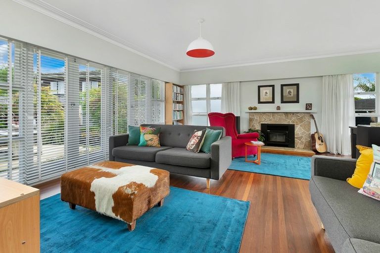 Photo of property in 103 Moa Road, Point Chevalier, Auckland, 1022