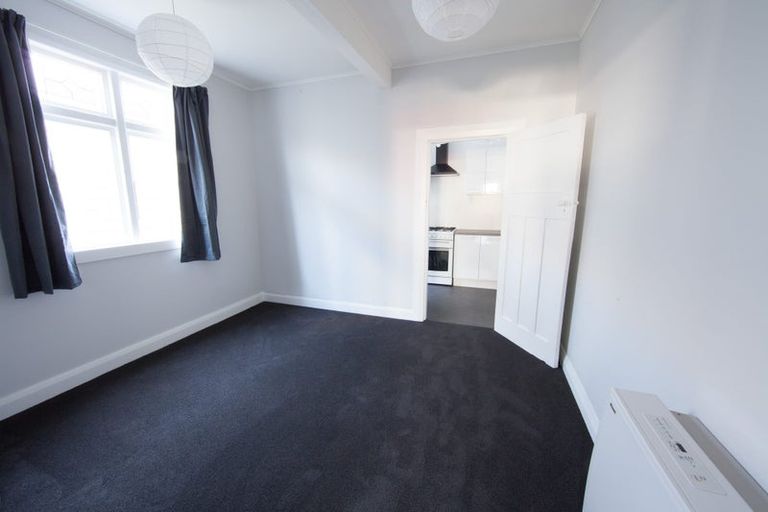 Photo of property in 28 Emerson Street, Berhampore, Wellington, 6023