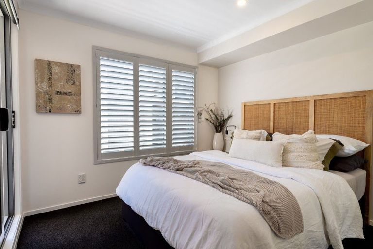 Photo of property in 2/19 Victoria Road, Mount Maunganui, 3116