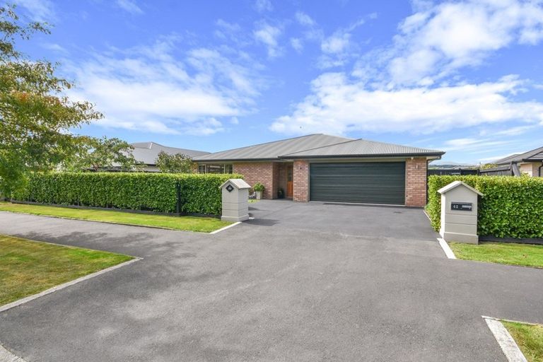 Photo of property in 42 Hagart-alexander Drive, Mosgiel, 9024