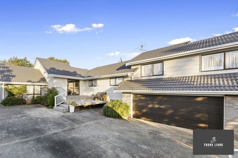 Photo of property in 6 Picasso Drive, West Harbour, Auckland, 0618