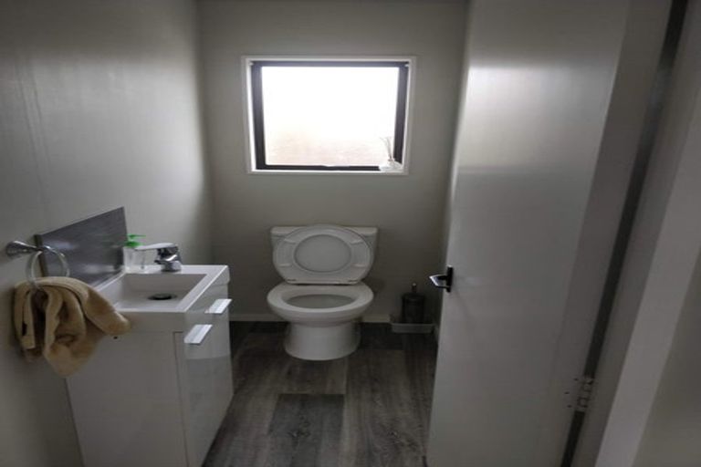 Photo of property in 25 Kahukura Avenue, Waitarere Beach, Levin, 5510