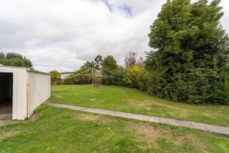 Photo of property in 16 Humphries Street, Greytown, 5712