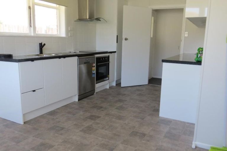 Photo of property in 25 Natone Street, Waitangirua, Porirua, 5024