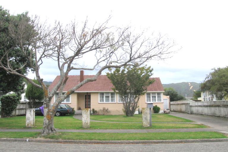Photo of property in 2/50 Colson Street, Avalon, Lower Hutt, 5011