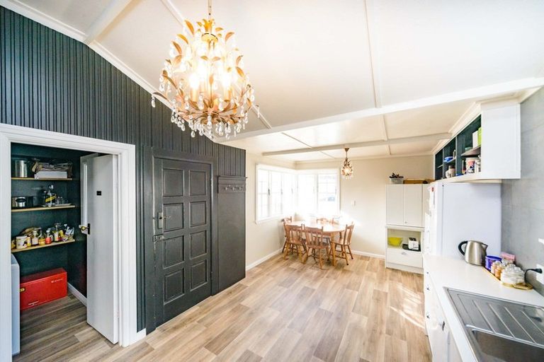 Photo of property in 12 Dahlia Street, Palmerston North, 4410