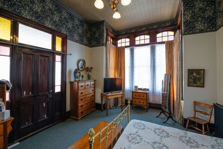 Photo of property in 19 Wharfe Street, South Hill, Oamaru, 9400