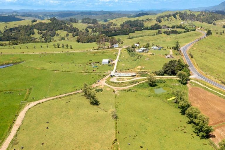 Photo of property in 15 Karuhiruhi Road, Oue, Kaikohe, 0473