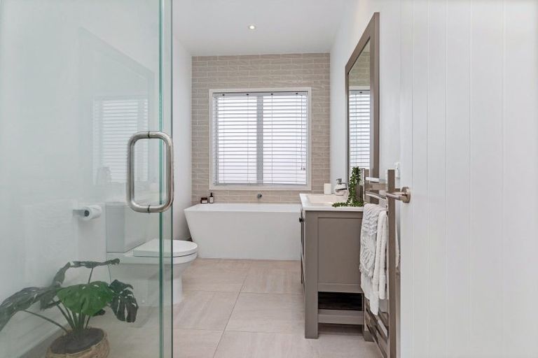 Photo of property in 5 Astelia Lane, Papamoa Beach, Papamoa, 3118