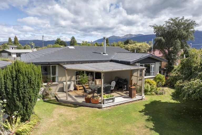 Photo of property in 24 Howden Street, Te Anau, 9600