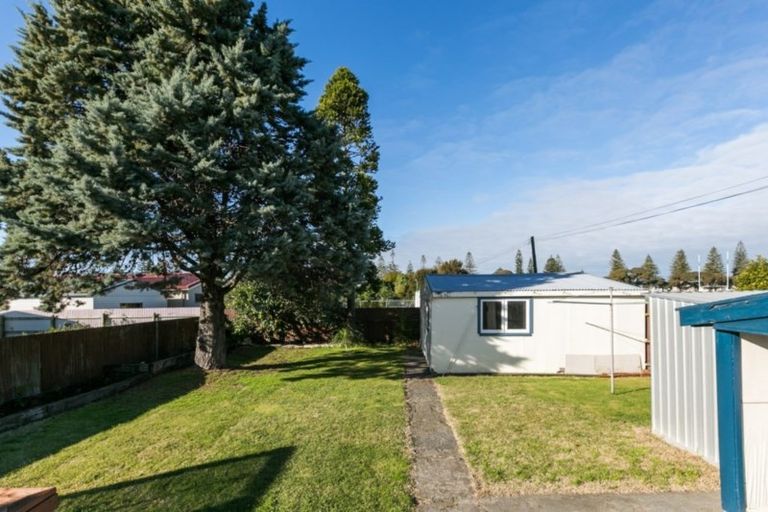 Photo of property in 19 Chambers Street, Te Awa, Napier, 4110