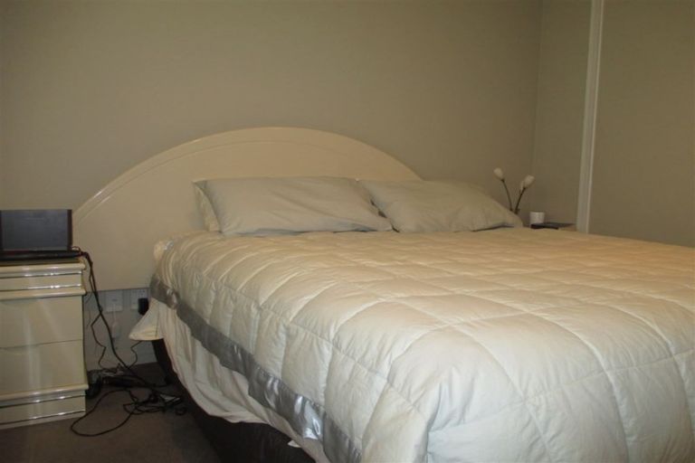 Photo of property in 2/17 Hansons Lane, Upper Riccarton, Christchurch, 8041