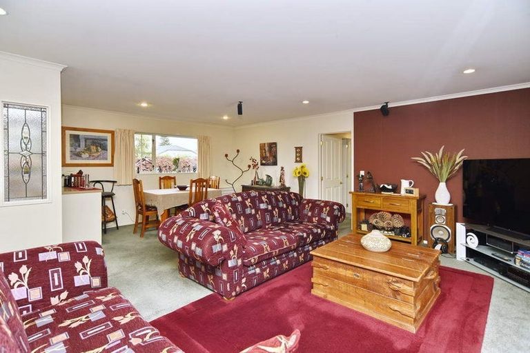 Photo of property in 18 Paget Drive, Woodend, 7610