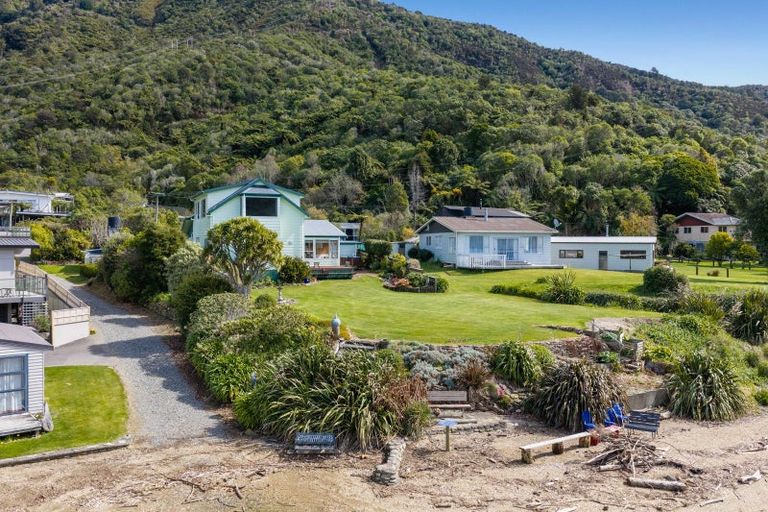 Photo of property in 28 Belvue Bay Road, Havelock, Picton, 7281